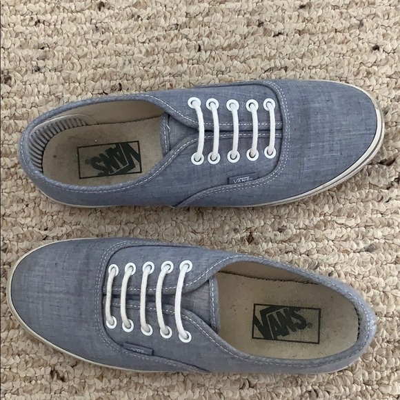 Vans - Picture 5 of 5